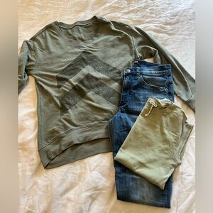 Express jeans bundle- Olive Green Sweatshirt and green Zara tshirt